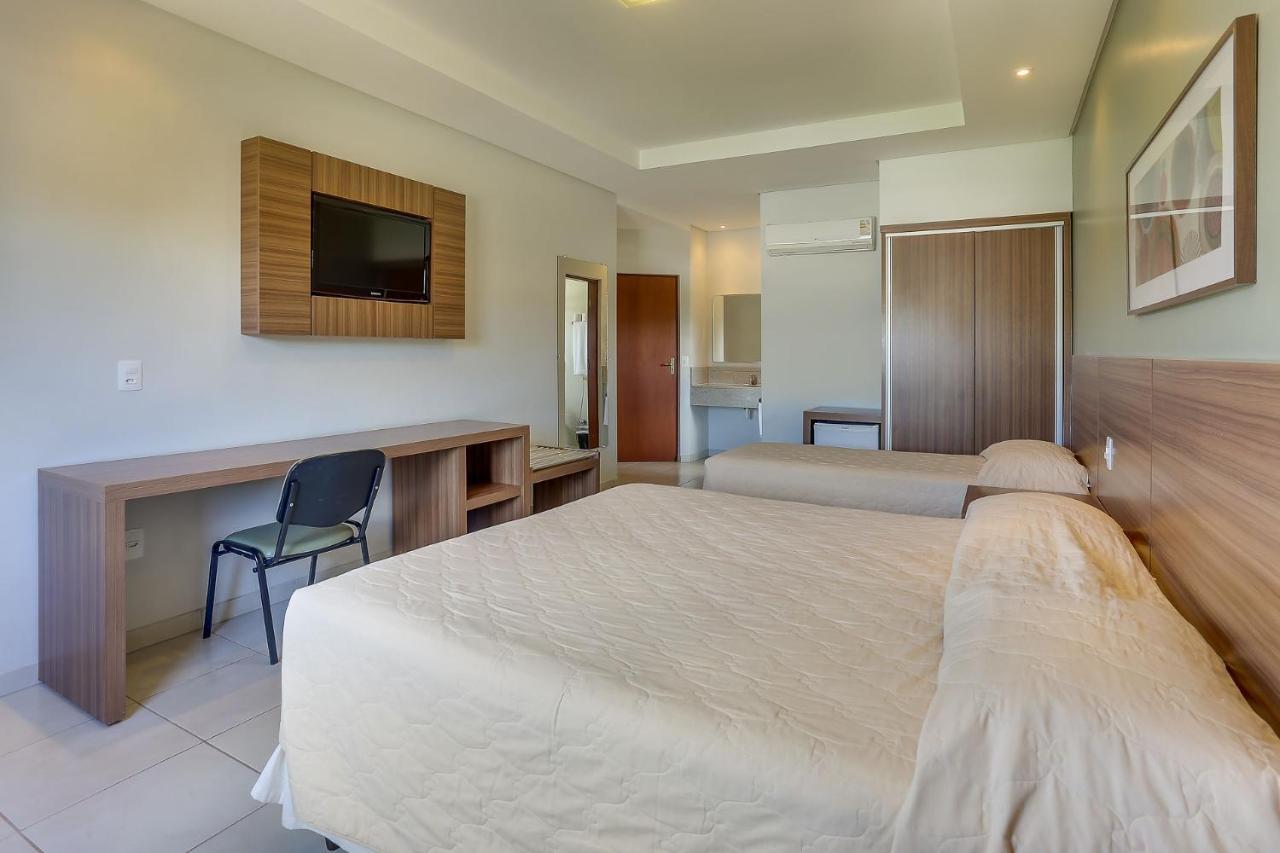 Hotel Fredy Águas de Lindóia Zewnętrze zdjęcie